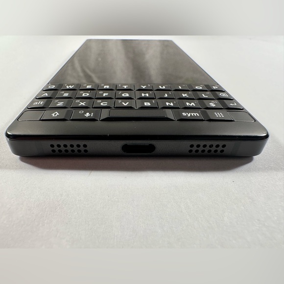 BlackBerry Key2 (Unlocked) - Picture 2 of 6